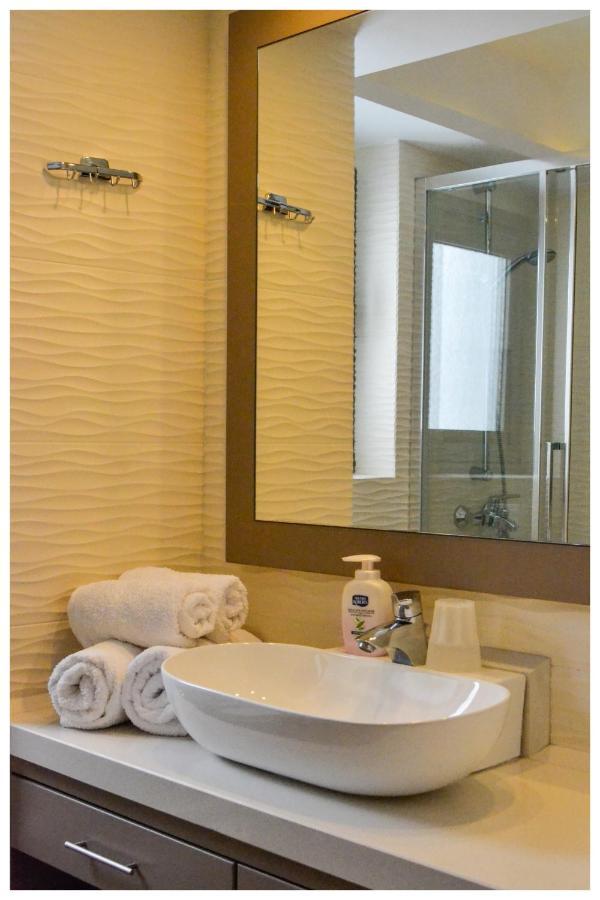 Potideon Bay Luxury Apartments Kerpe Dış mekan fotoğraf